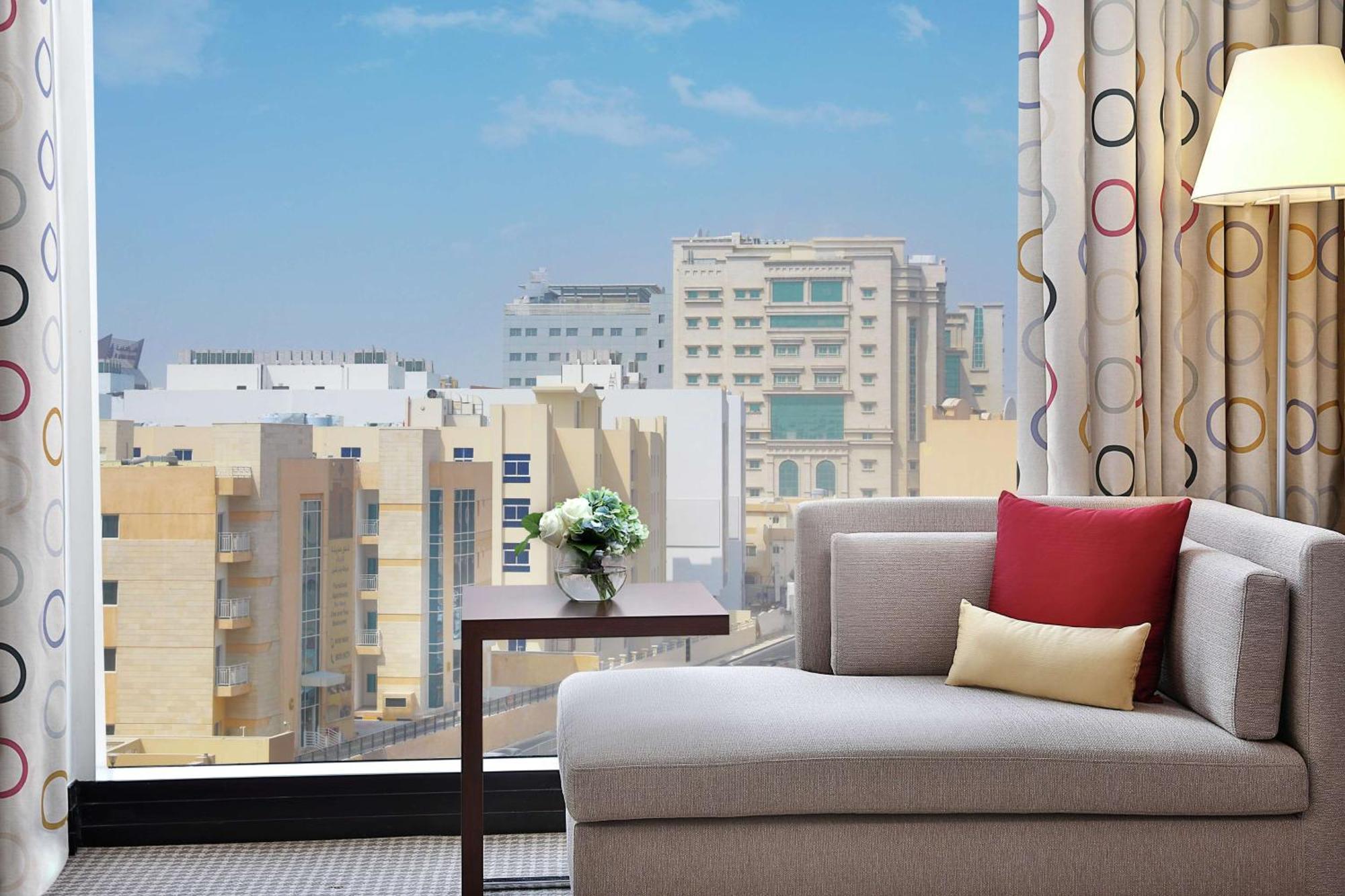 Hotel Doubletree By Hilton Doha - Al Sadd Exterior foto